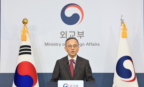 정례 브리핑하는 박일 외교부 대변인