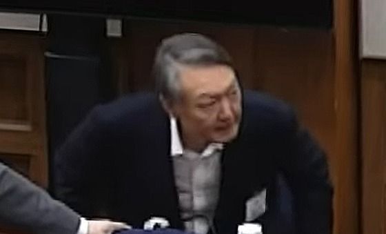 '내란 우두머리' 혐의 윤석열 1심 무기징역 선고