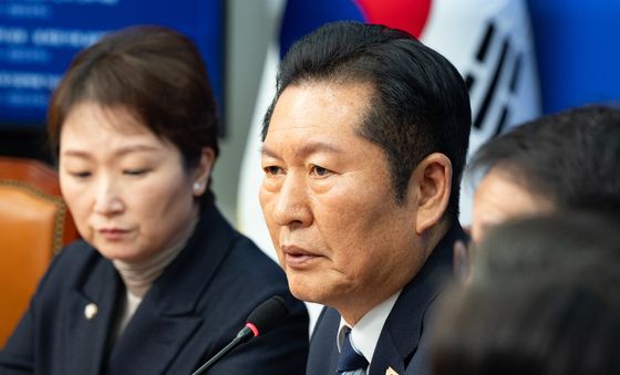 尹 1심 선고 입장 밝히는 정청래