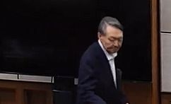 1심 선고 공판 출석하는 윤석열