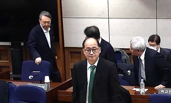 내란 우두머리 혐의 사건 1심 선고공판 출석하는 윤석열 전 대통령