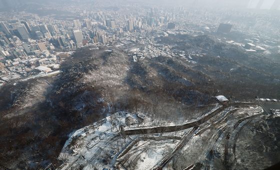 밤새 내린 눈 쌓인 서울