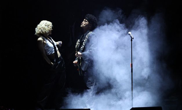 그래미 시상식 오프닝 장식하는 로제