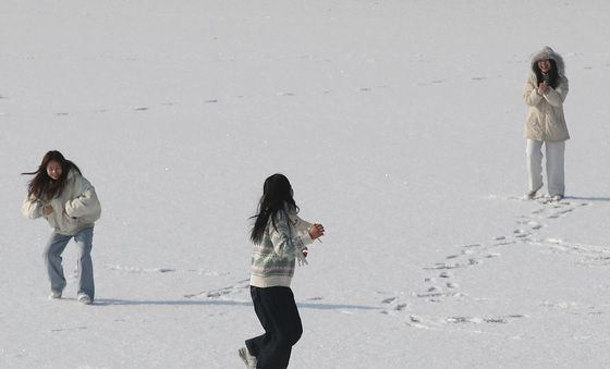 눈이 펑펑, 신나는 눈싸움