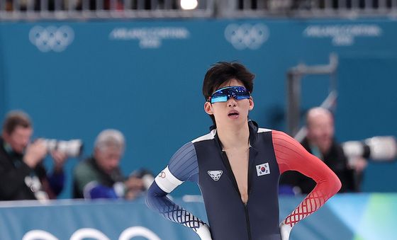 레이스 마친 정재원