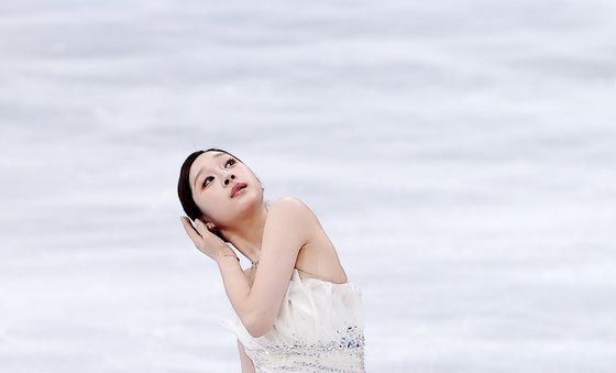 신지아, 우아한 시작