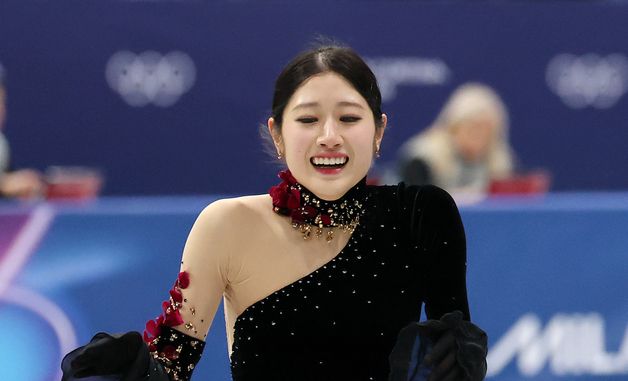 연기 마친 이해인 '많이 떨려요'