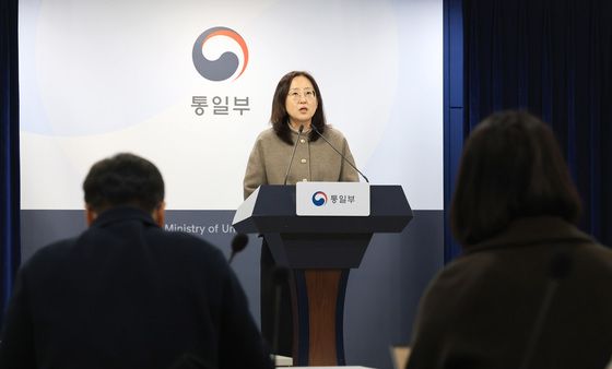 정례브리핑하는 장윤정 통일부 부대변인