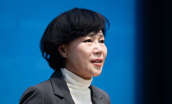 전현희 "광화문광장의 뉴라이트식 돌기둥공사 당장 중단해야"