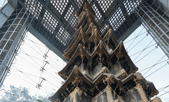 유리보호각 설치 이후 27년 만에 공개된 원각사지 십층석탑