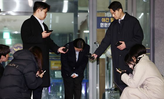 강남경찰서 출석 조사 마친 박나래