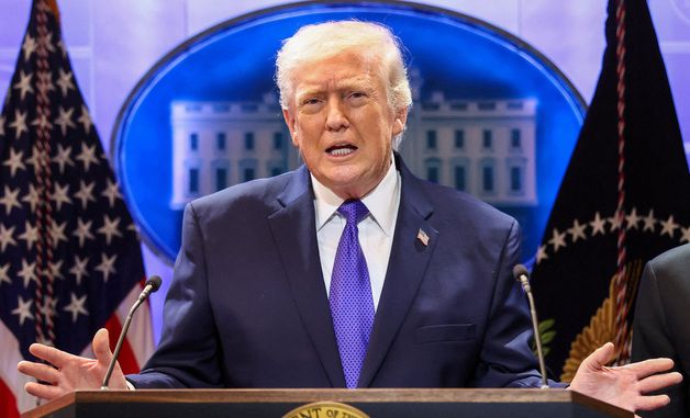 [포토]美대법 상호관세 위법 판결 관련 기자회견하는 트럼프