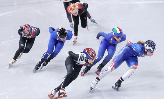 질주하는 최민정·김길리