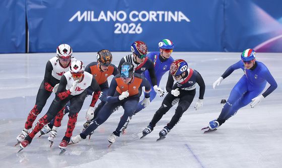 이정민 힘차게 미는 황대헌