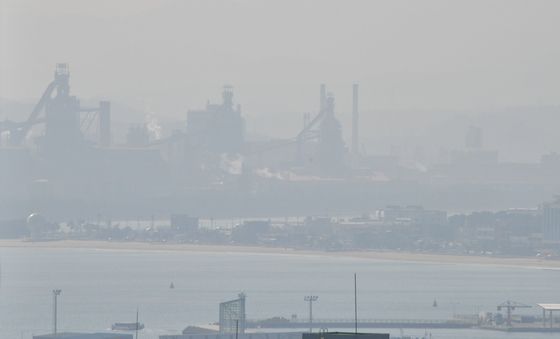 반갑지 않은 초미세먼지