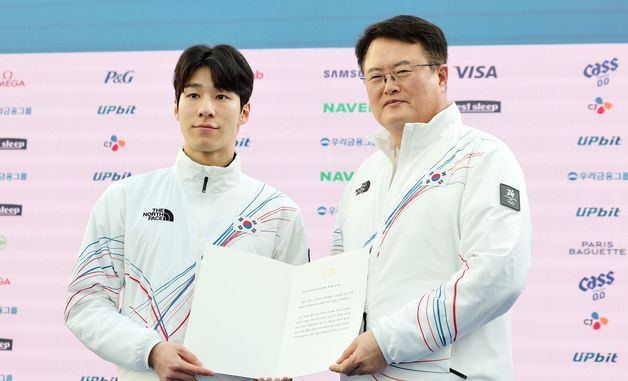 '5000m 계주 은메달' 황대헌, 이재명 대통령으로부터 축전