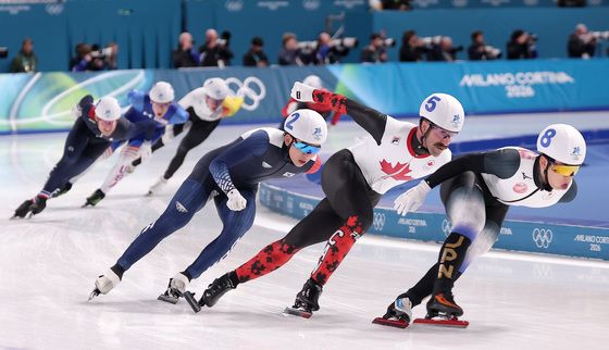 정재원, 치열한 선두권 경쟁