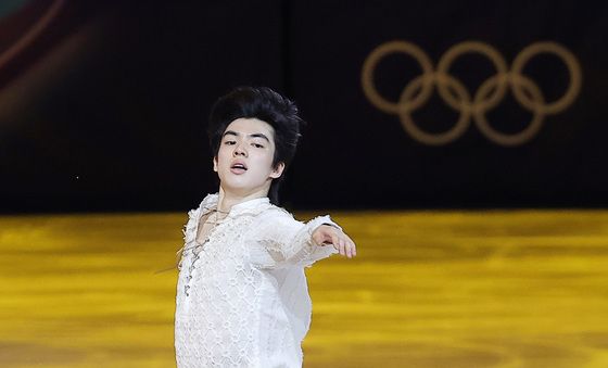 차준환, 우아한 갈라 연기