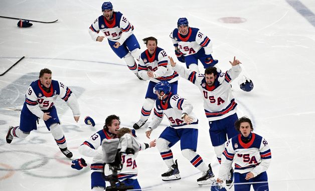 캐나다 꺾은 미국, 46년 만에 남자 아이스하키 금메달