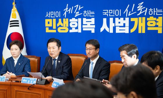 모두발언하는 정청래 대표