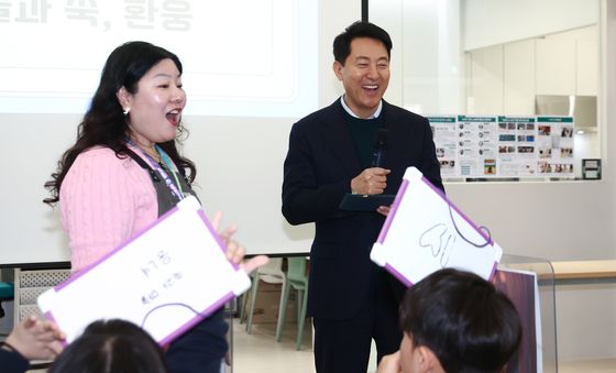 어린이들과 골든벨 퀴즈 하는 오세훈 시장