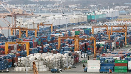 이달 1∼20일 수출 435억 달러, 역대 최대…반도체 134%↑