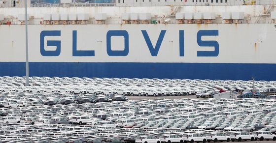 트럼프 "글로벌 관세, 10%->15%로 인상…즉시 효력"