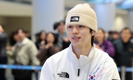 동계 올림픽 마치고 입국하는 차준환