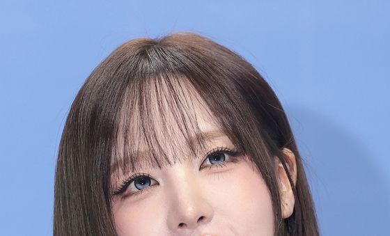 컴백 인사하는 아이브 리즈