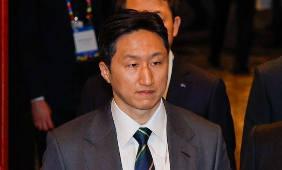 포럼 참석하는 정기선 HD현대 회장