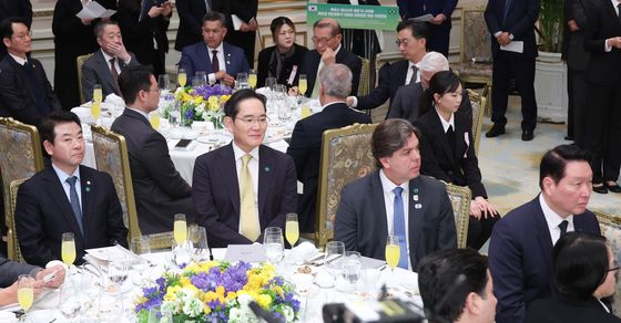 브라질 대통령 국빈방한 환영만찬 참석한 이재용·최태원 회장