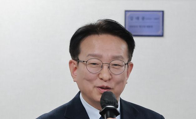 광역단체장 후보 면접, 발언하는 권칠승 의원