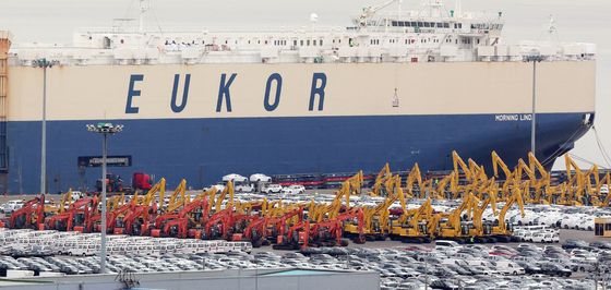 트럼프, 15% 글로벌관세 발효