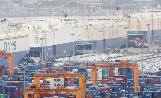 美 '10% 글로벌 관세' 발효