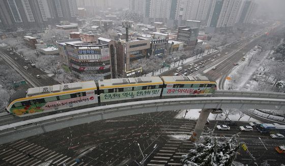 겨울왕국 지나는 설국열차