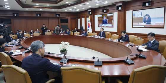 경제관계장관회의 주재하는 구윤철 부총리