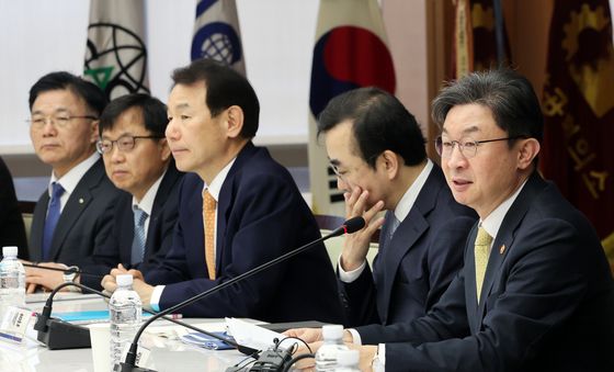 모두발언하는 이억원 금융위원장