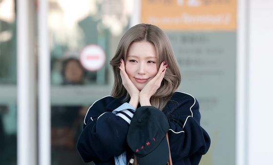 미연, 하의실종 공항 패션