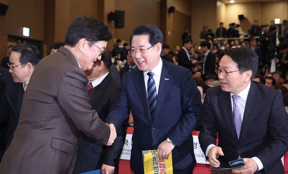 전남지사·광주시장과 인사하는 우원식 의장