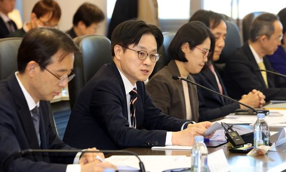 제1차 민관합동 수출확대회의 발언하는 김정관 장관