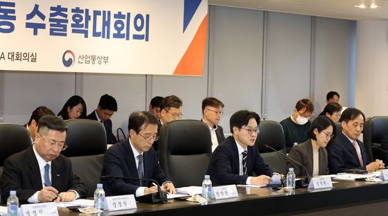 김정관 장관, 수출 확대 총력…민관합동회의 모두발언