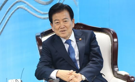 정동영 통일부 장관, 미셸 윈트럽 주한아일랜드대사 접견