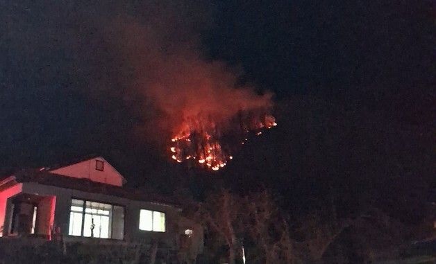 경북 영주 야산에 공군 전투기 추락…조종사 비상탈출