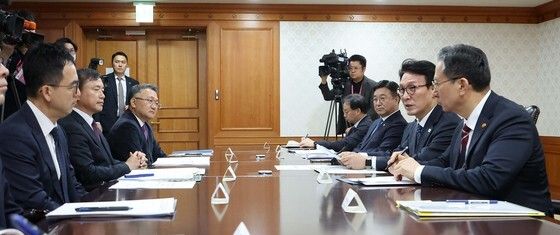 김민석 국무총리, AI 악용 등 가짜뉴스 대응 관계장관회의 주재