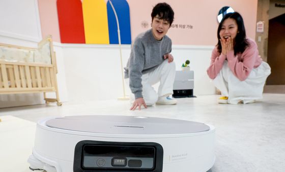 최대 8.8cm의 문턱도 넘어다니는 신제품 'S10 맥스V 울트라' 국내 출시