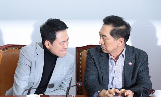 김기현과 대화하는 장동혁