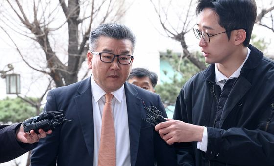 '서해피격 군사 기밀누설' 혐의 유병호 감사위원 경찰 출석