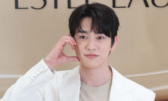 갓세븐 진영, 맑은 눈의 왕자님