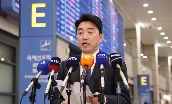 강훈식 "한-UAE, 350억불 규모 방산 협력 프레임워크 MOU 체결"