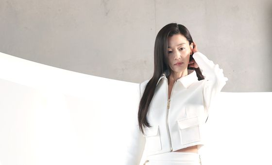 전지현, 넘사벽 존재감